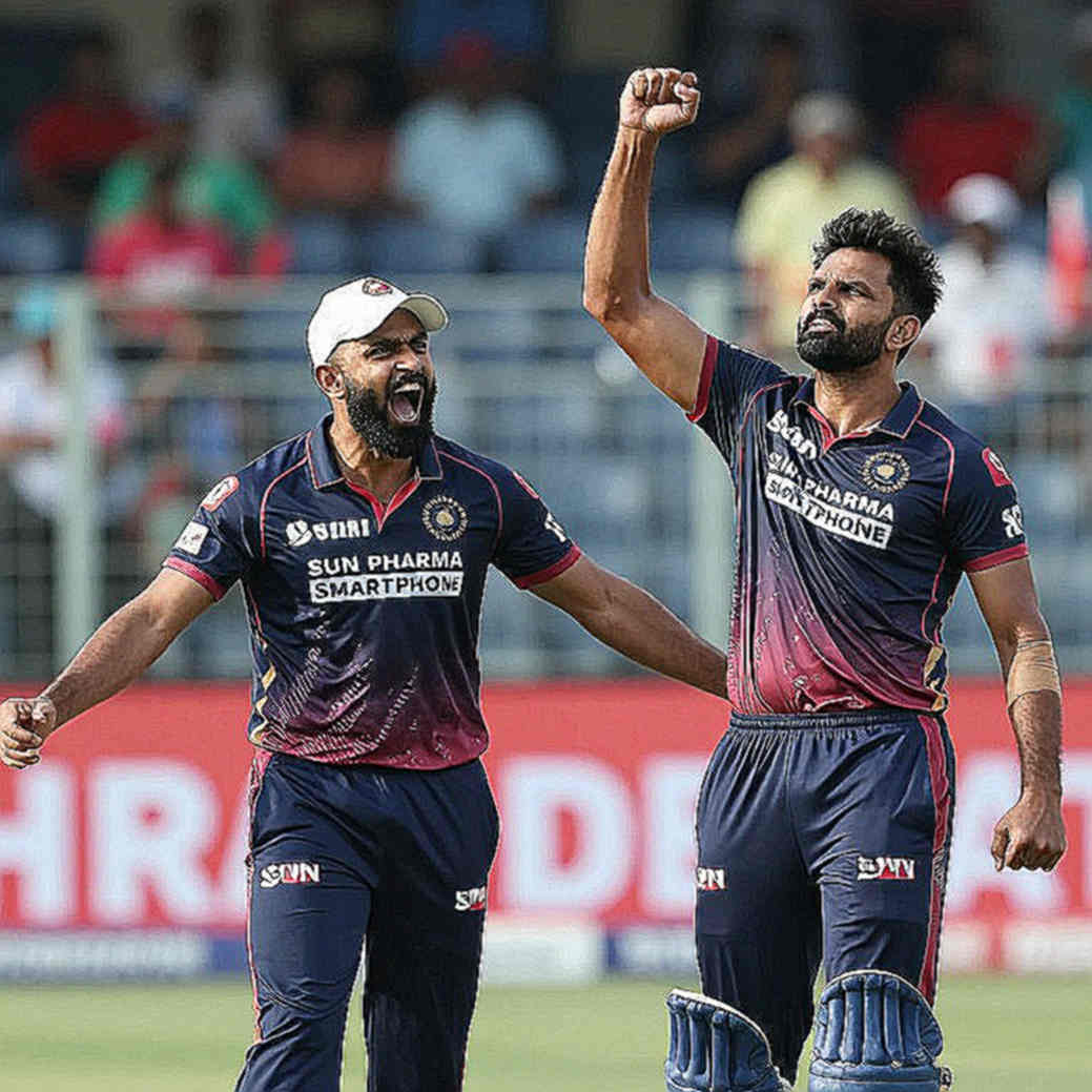 চ্যানেল-৪-এর দরজা: বিপিএলের নিয়মিত পর্বে বাঁহাতি স্পিন, ডট-বল আর চার মিটারের ভুল