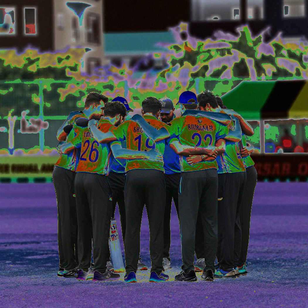 আবুধাবির তৃতীয় টেস্ট: দুই ম্যাচের ছোট নমুনা আর একটি নতুন মাঠের বড় প্রশ্ন